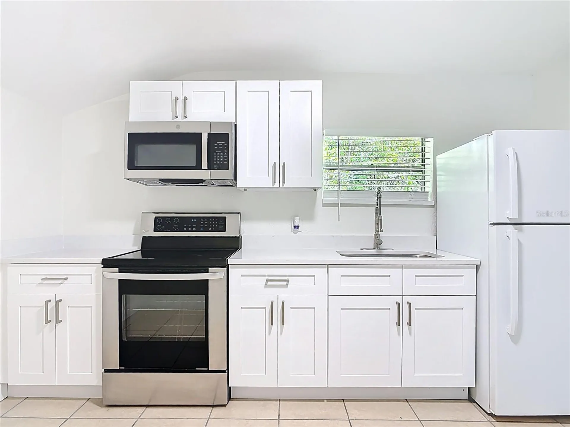 1415 Frances Drive Daytona Beach FL 32124