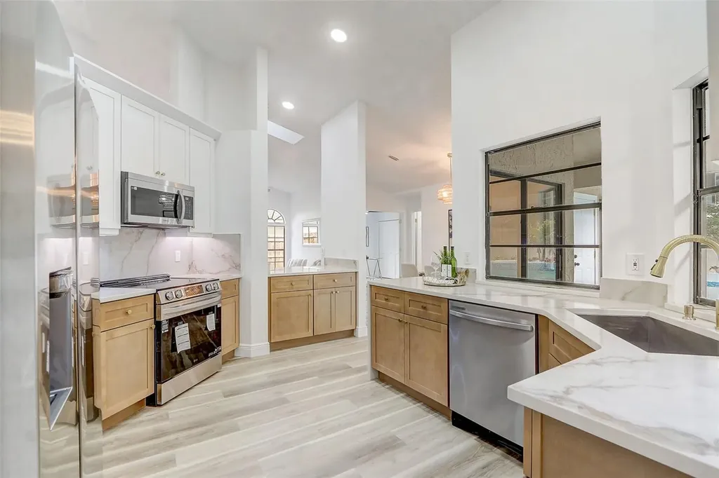 3943 Haynes Circle Casselberry FL 32707