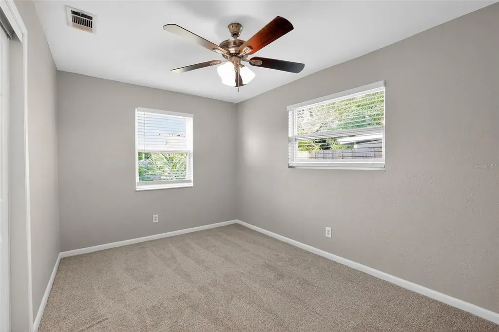 4019 7th Avenue N St Petersburg FL 33713