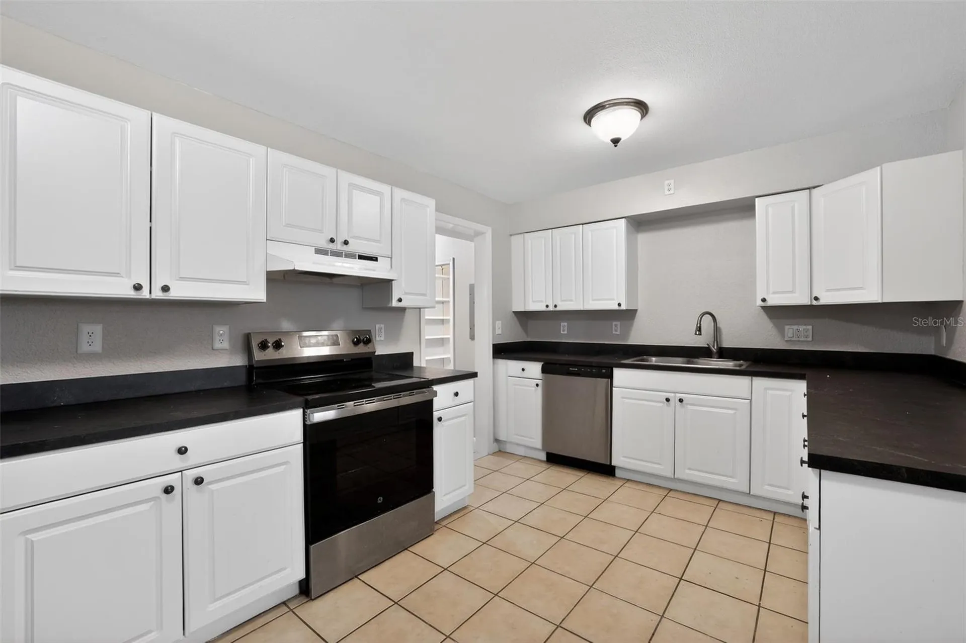 4019 7th Avenue N St Petersburg FL 33713