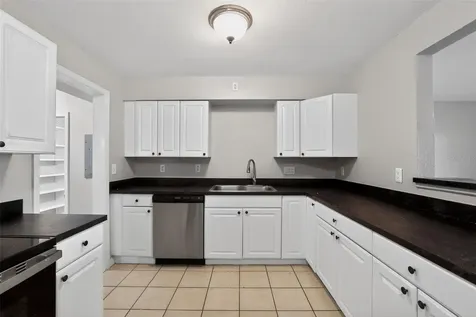 4019 7th Avenue N St Petersburg FL 33713