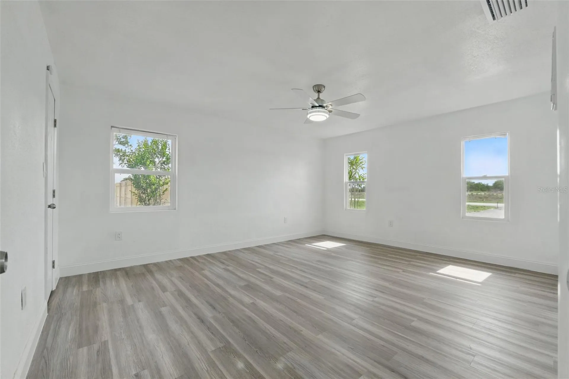 8812 Oakwood Drive Lake Wales FL 33898