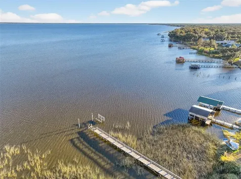 8812 Oakwood Drive Lake Wales FL 33898
