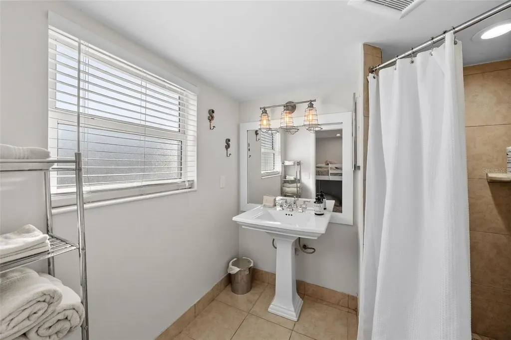 439 Causeway Boulevard Dunedin FL 34698