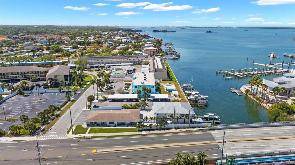 439 Causeway Boulevard Dunedin FL 34698