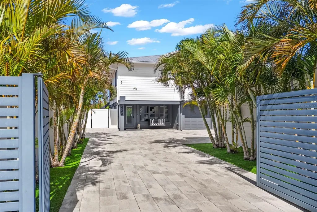 439 Causeway Boulevard Dunedin FL 34698