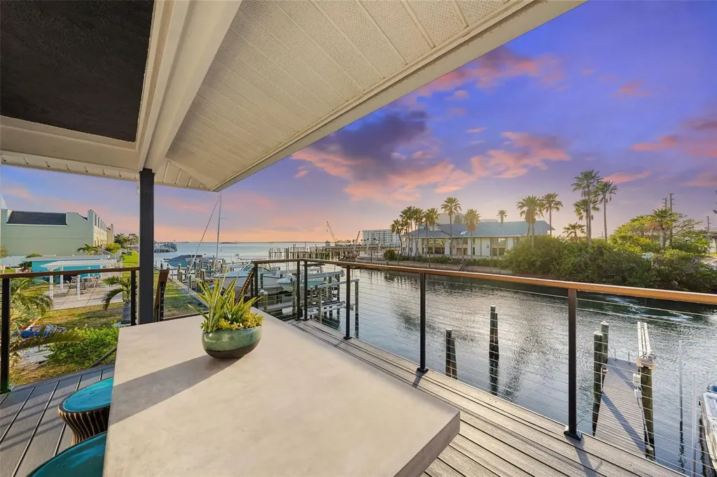 439 Causeway Boulevard Dunedin FL 34698