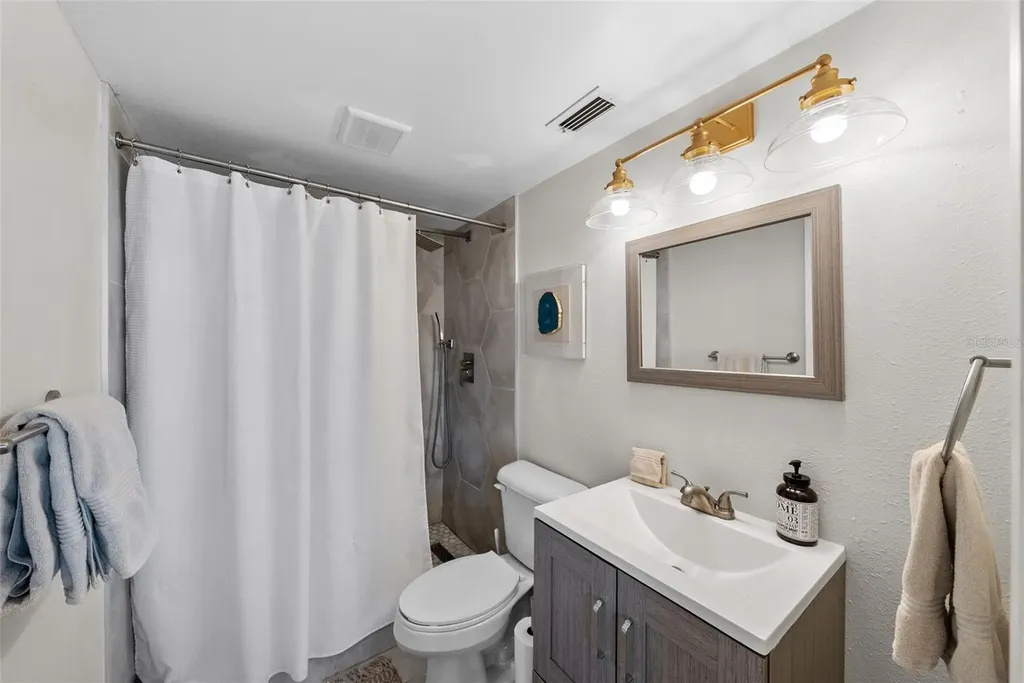 439 Causeway Boulevard Dunedin FL 34698