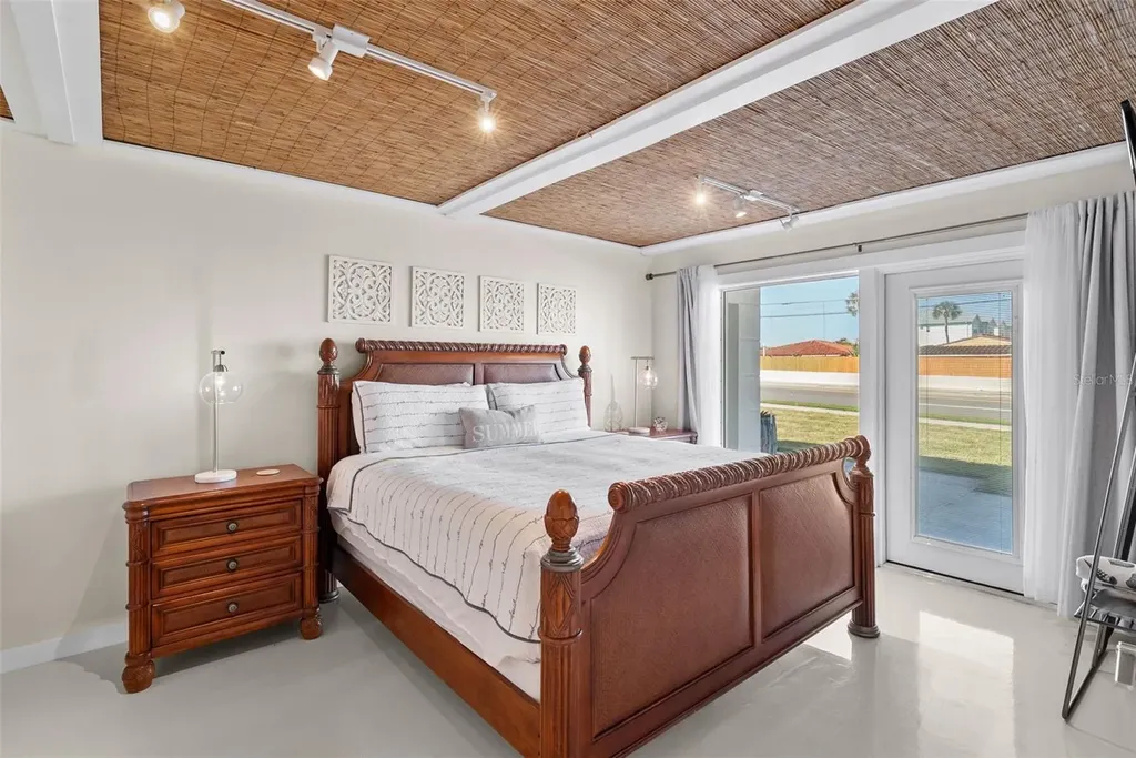 439 Causeway Boulevard Dunedin FL 34698