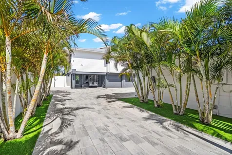 439 Causeway Boulevard Dunedin FL 34698