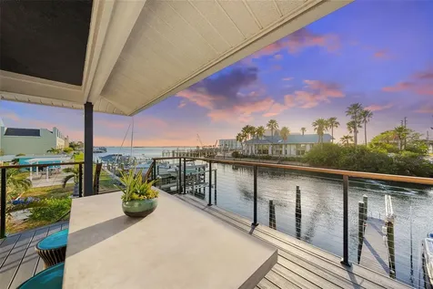439 Causeway Boulevard Dunedin FL 34698