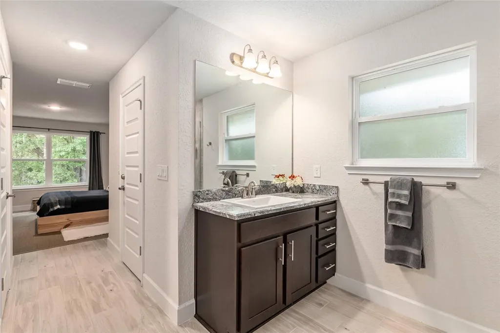 8179 NE 8th Place High Springs FL 32643