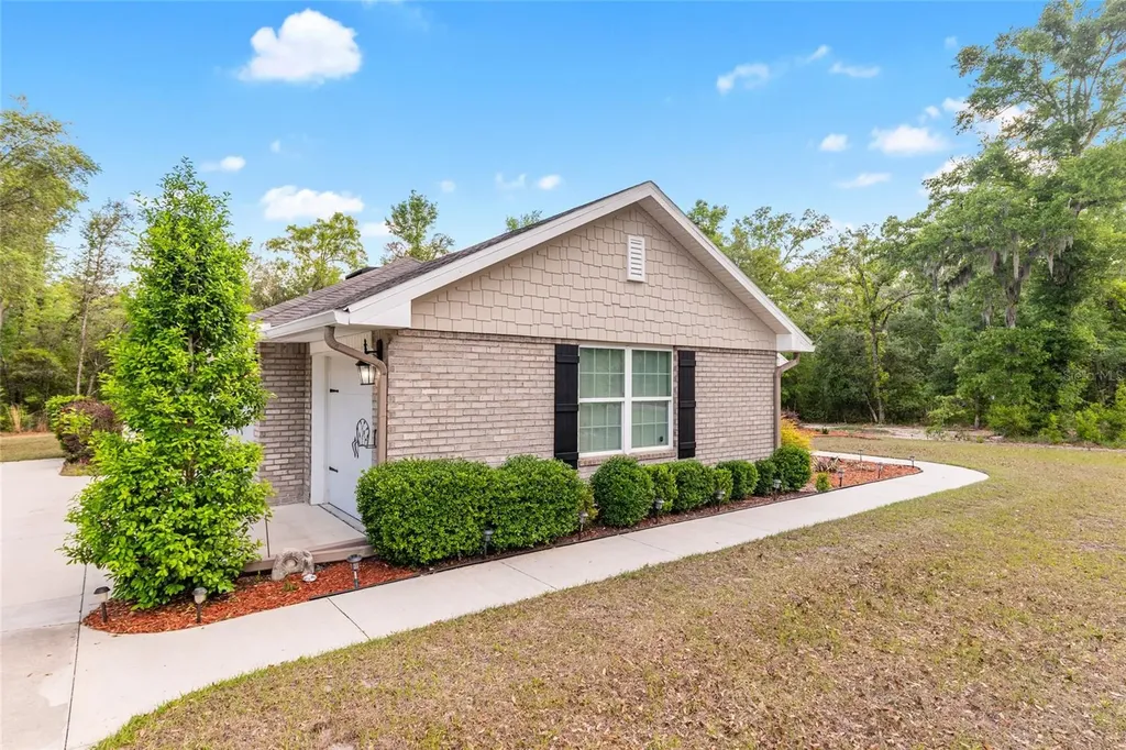 8179 NE 8th Place High Springs FL 32643