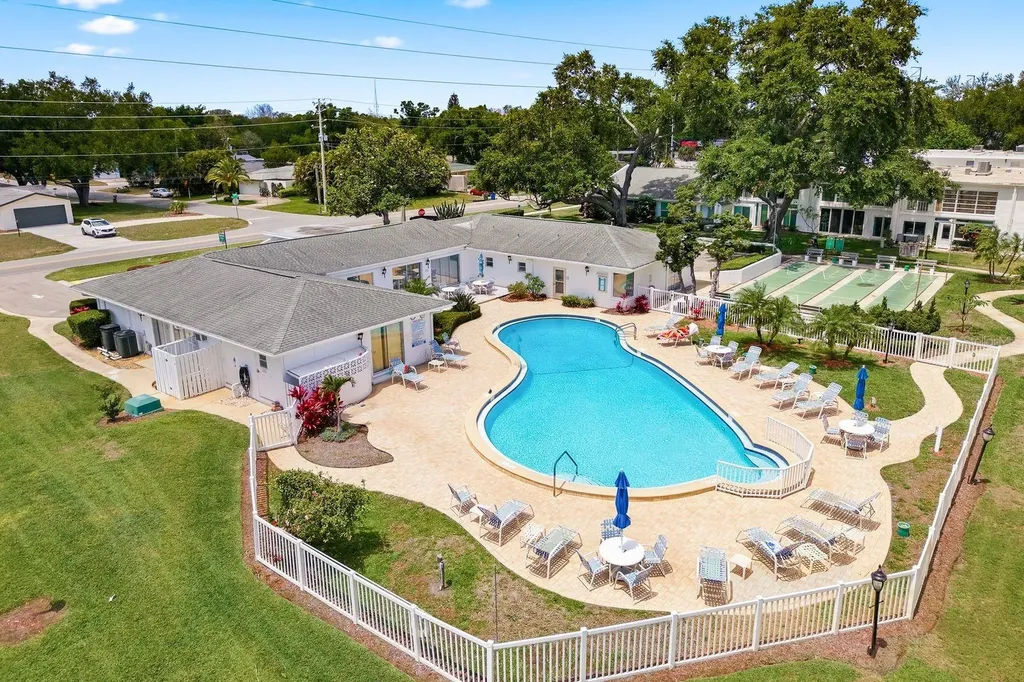 1655 S Highland Avenue Clearwater FL 33756