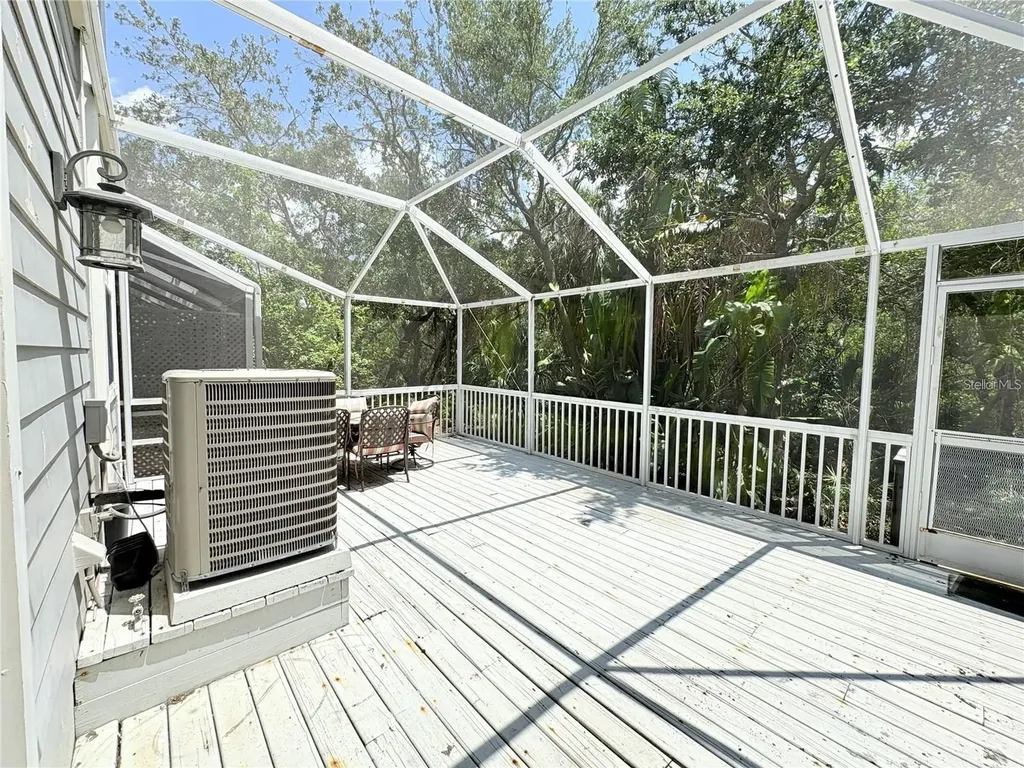 2856 Bayshore Trails Drive Tampa FL 33611