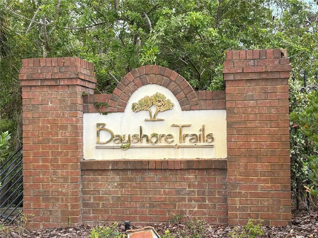 2856 Bayshore Trails Drive Tampa FL 33611
