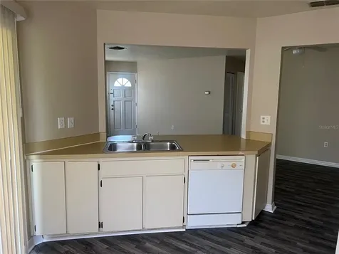 7266 Pond Circle Spring Hill FL 34606