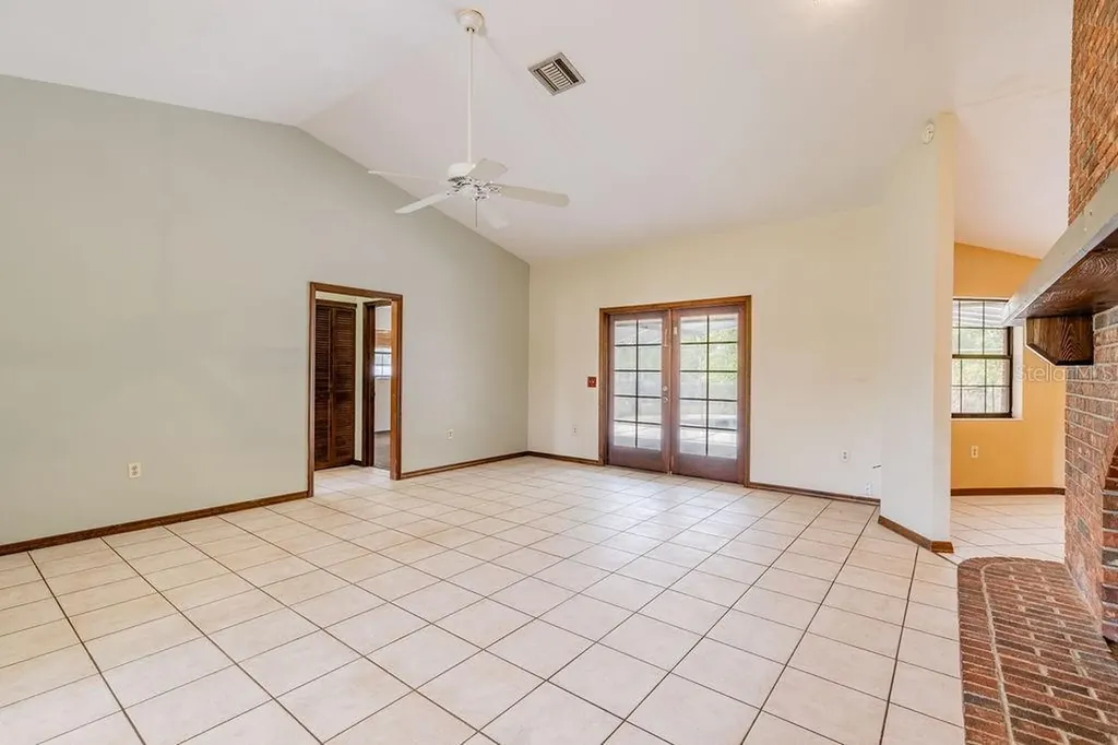 1606 Fahnstock Street Eustis FL 32726