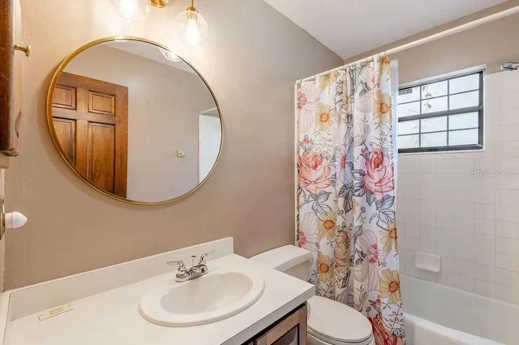 1606 Fahnstock Street Eustis FL 32726