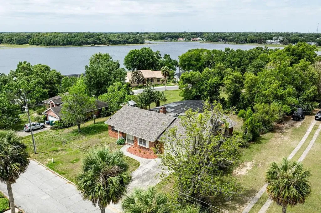 1606 Fahnstock Street Eustis FL 32726