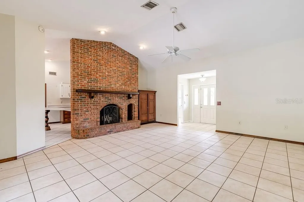 1606 Fahnstock Street Eustis FL 32726