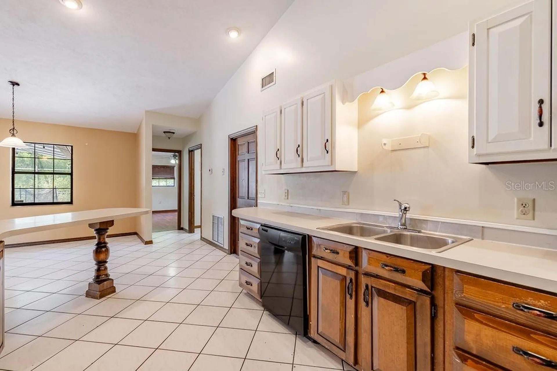 1606 Fahnstock Street Eustis FL 32726