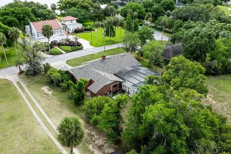 1606 Fahnstock Street Eustis FL 32726