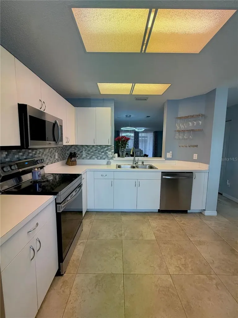 2122 Clover Hill Road Palm Harbor FL 34683