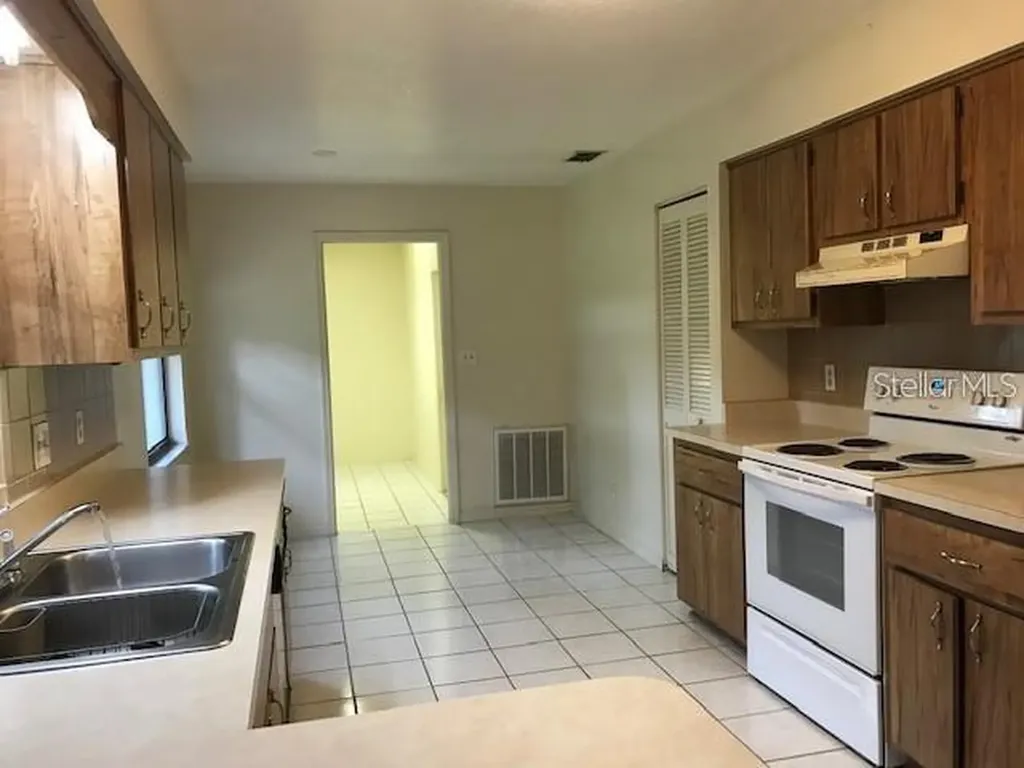 3026 NE 39 Place Ocala FL 34470