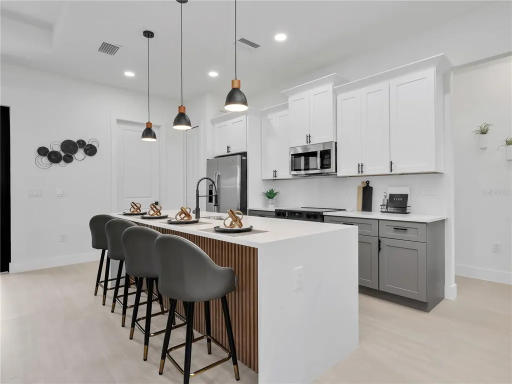 1310 NW 11th Terrace Cape Coral FL 33993
