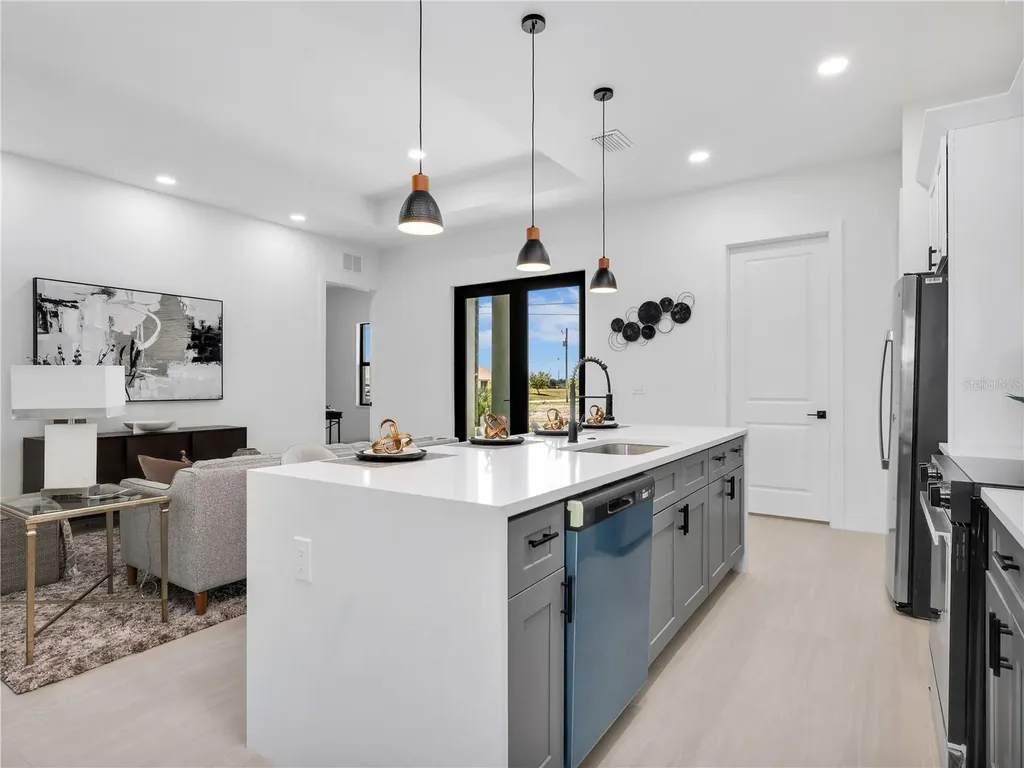 1310 NW 11th Terrace Cape Coral FL 33993