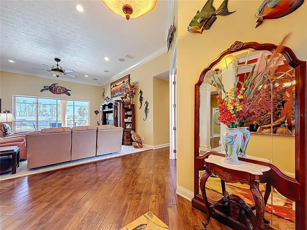 1920 NW 16th Street Crystal River FL 34428