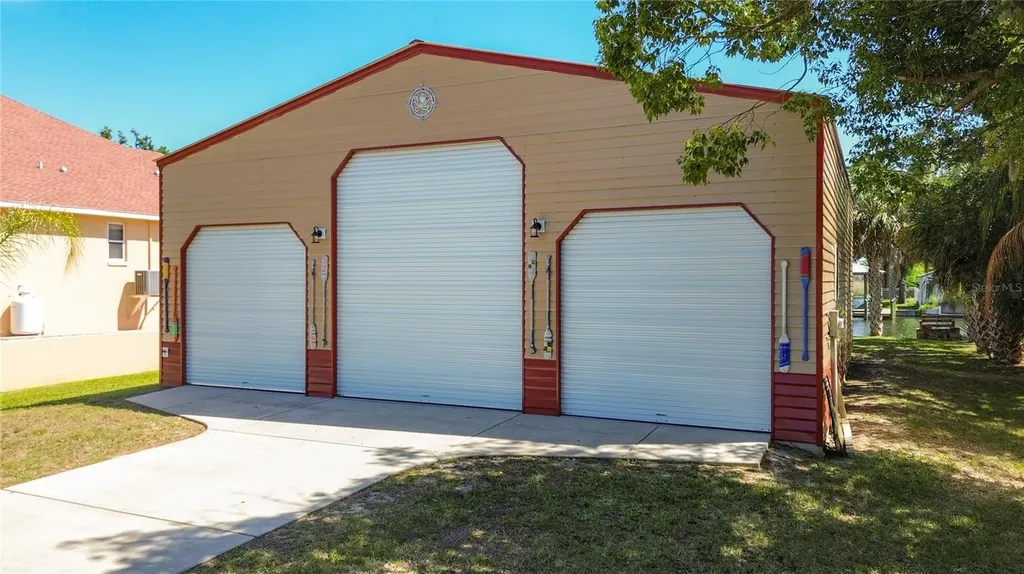 1920 NW 16th Street Crystal River FL 34428