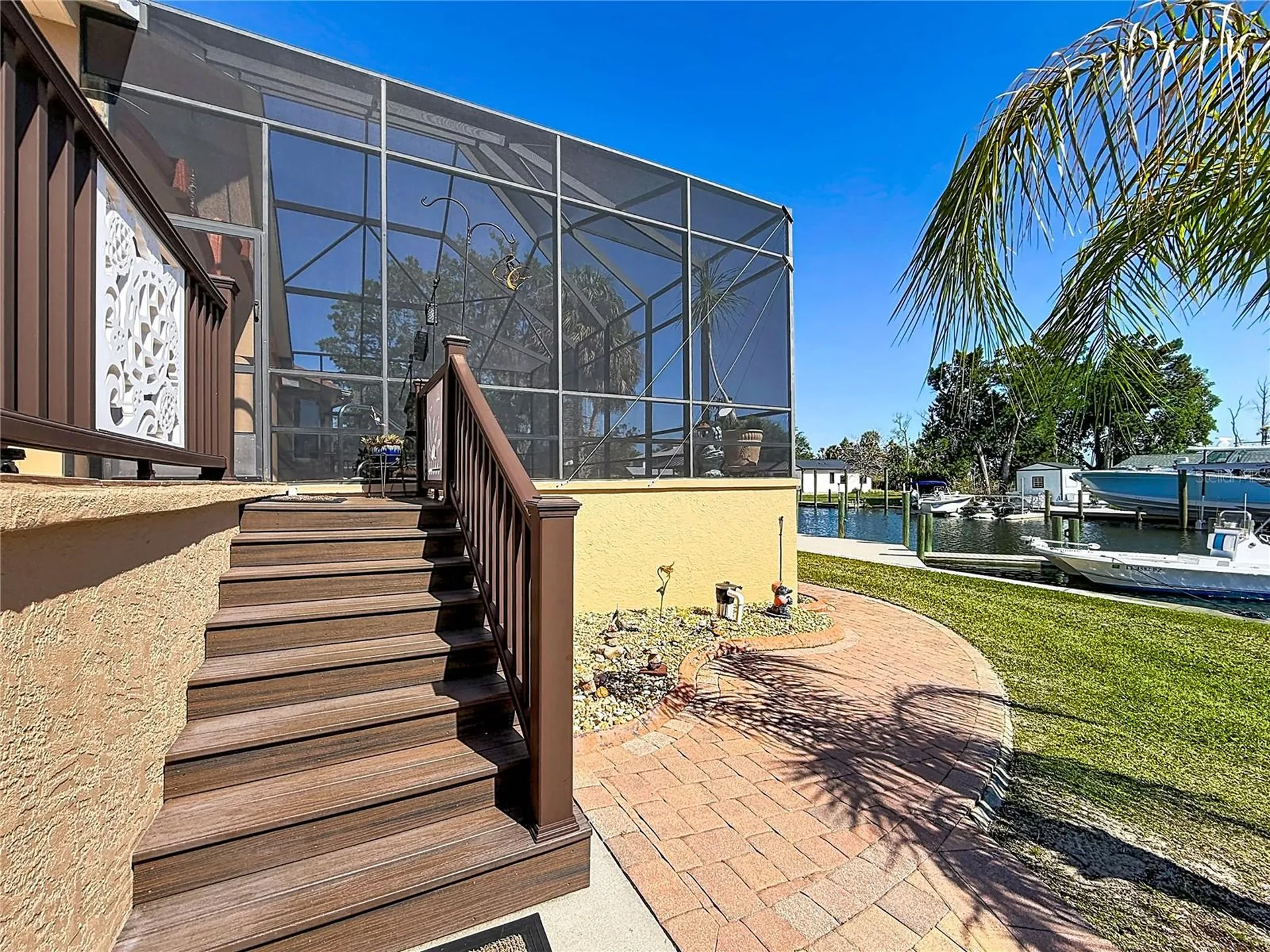 1920 NW 16th Street Crystal River FL 34428