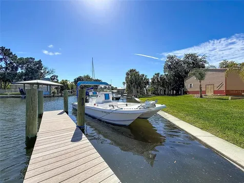 1920 NW 16th Street Crystal River FL 34428