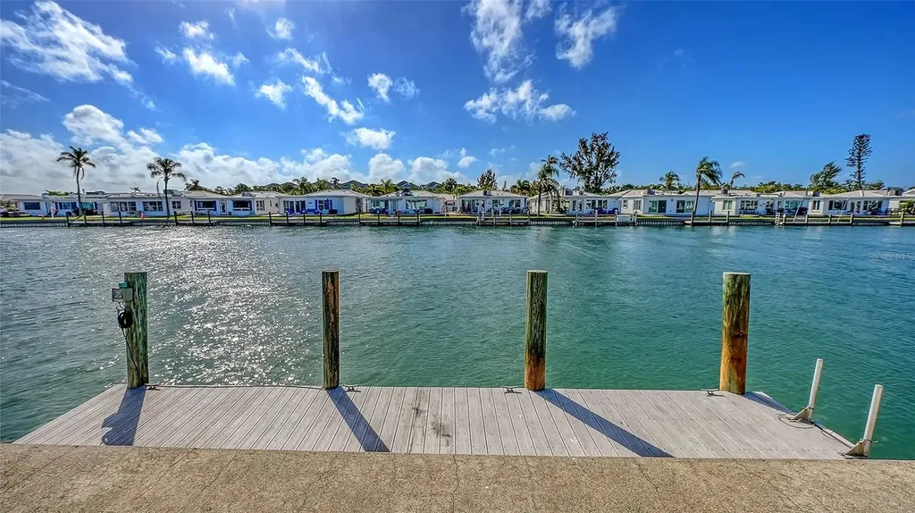 900 Spanish Drive N Longboat Key FL 34228