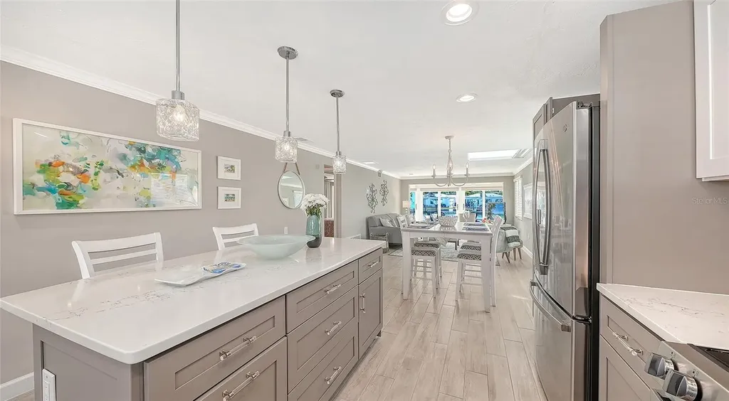 900 Spanish Drive N Longboat Key FL 34228