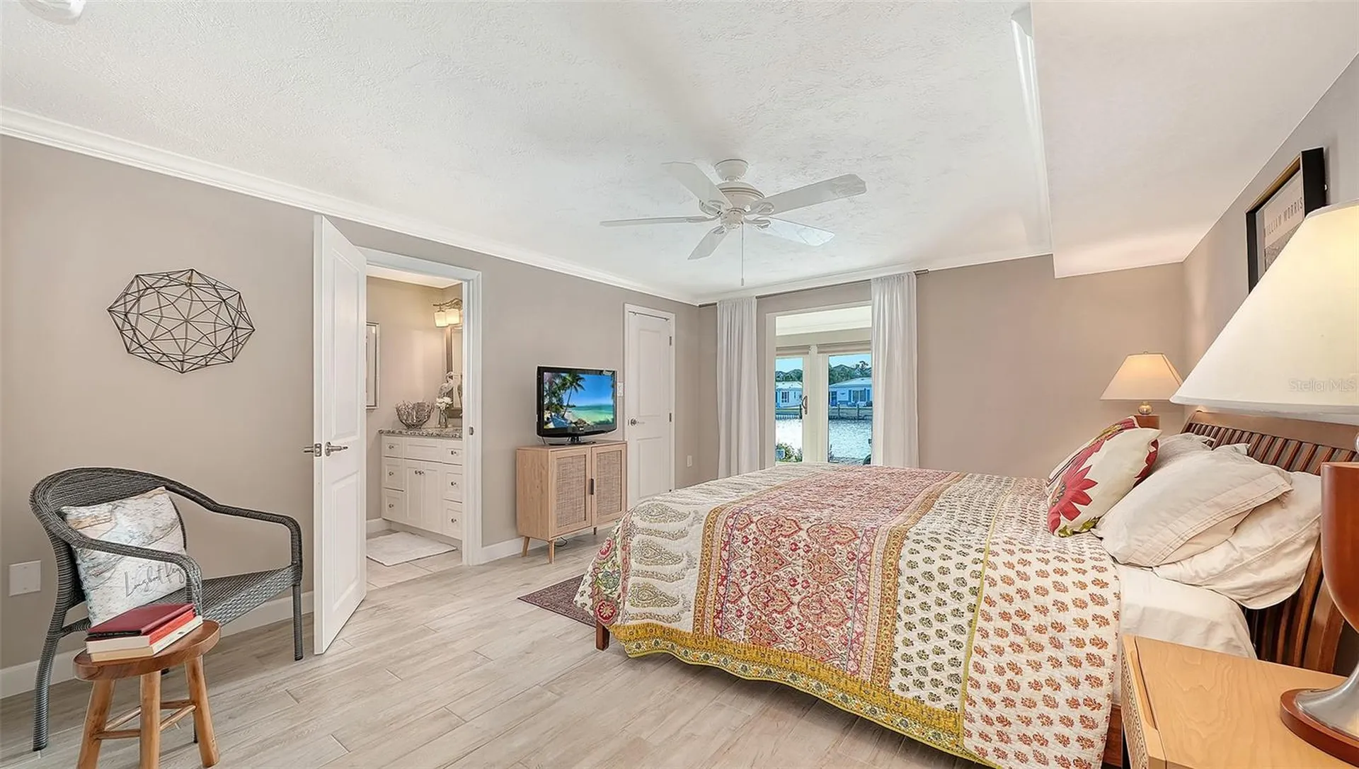 900 Spanish Drive N Longboat Key FL 34228