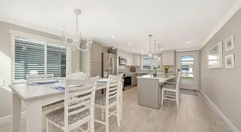 900 Spanish Drive N Longboat Key FL 34228