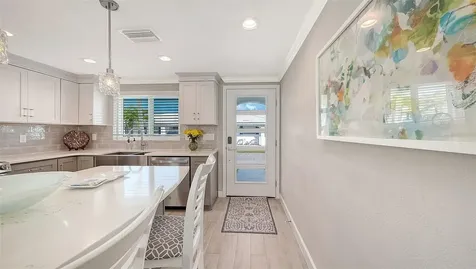 900 Spanish Drive N Longboat Key FL 34228