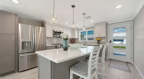 900 Spanish Drive N Longboat Key FL 34228