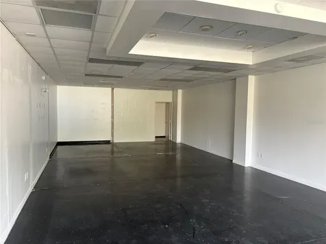 4207 Edgewater Drive Orlando FL 32804