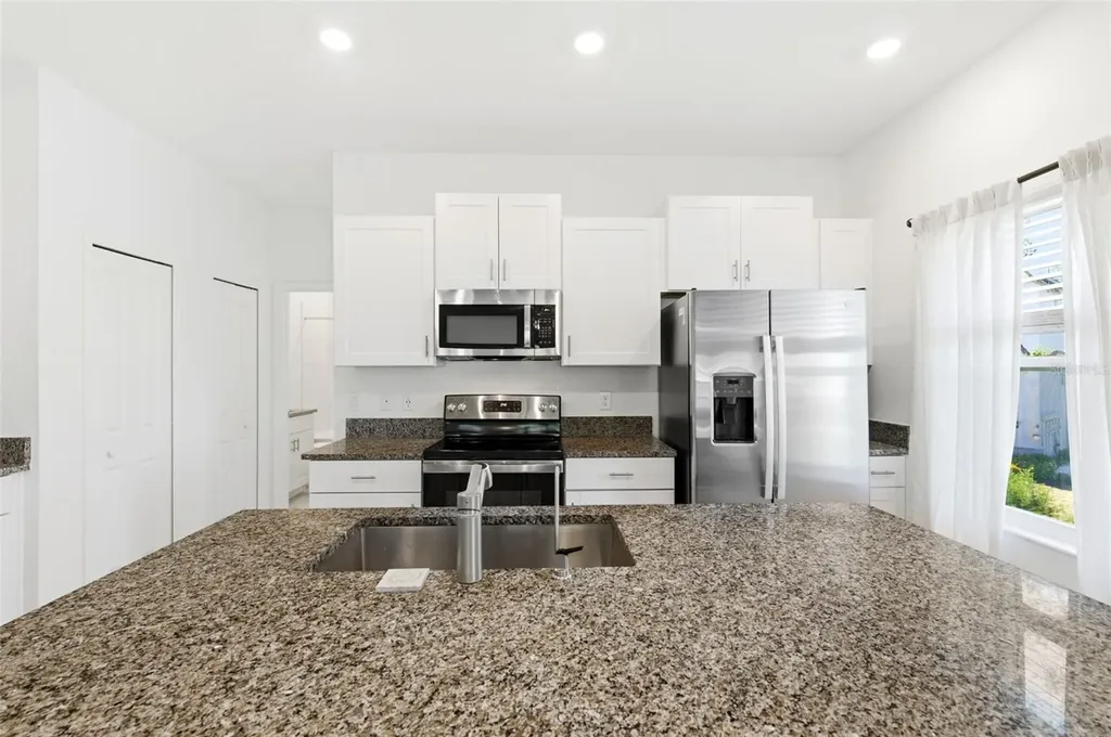 873 Tennyson Mill Circle Tampa FL 33619