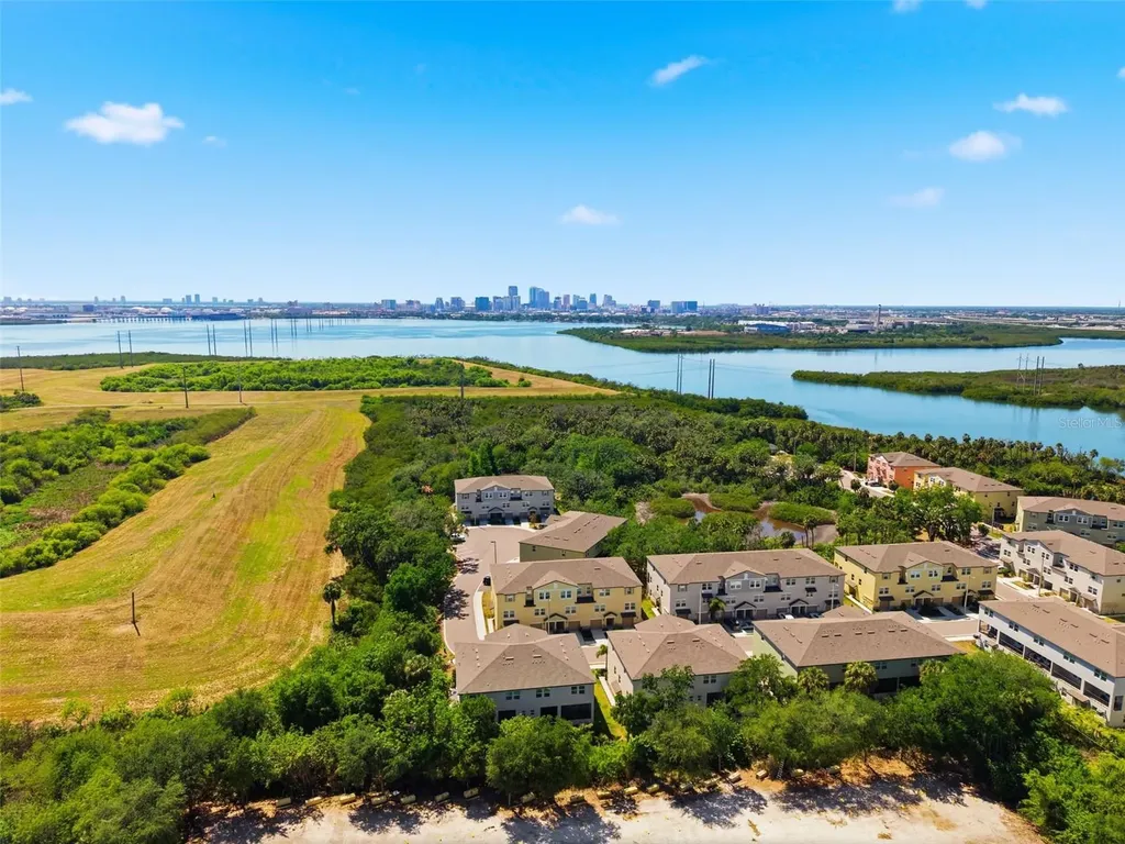 873 Tennyson Mill Circle Tampa FL 33619