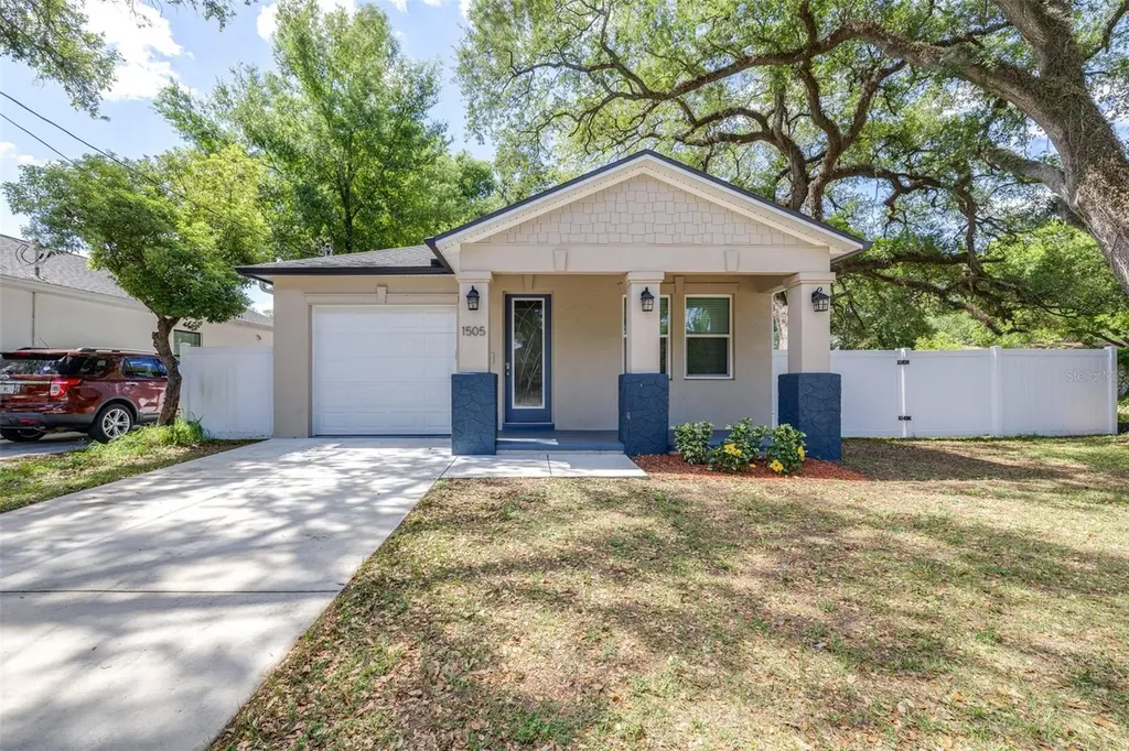 1505 E North Bay Street Tampa FL 33610