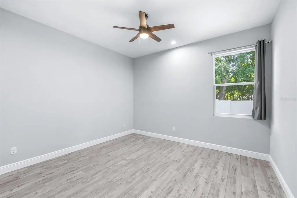 1505 E North Bay Street Tampa FL 33610