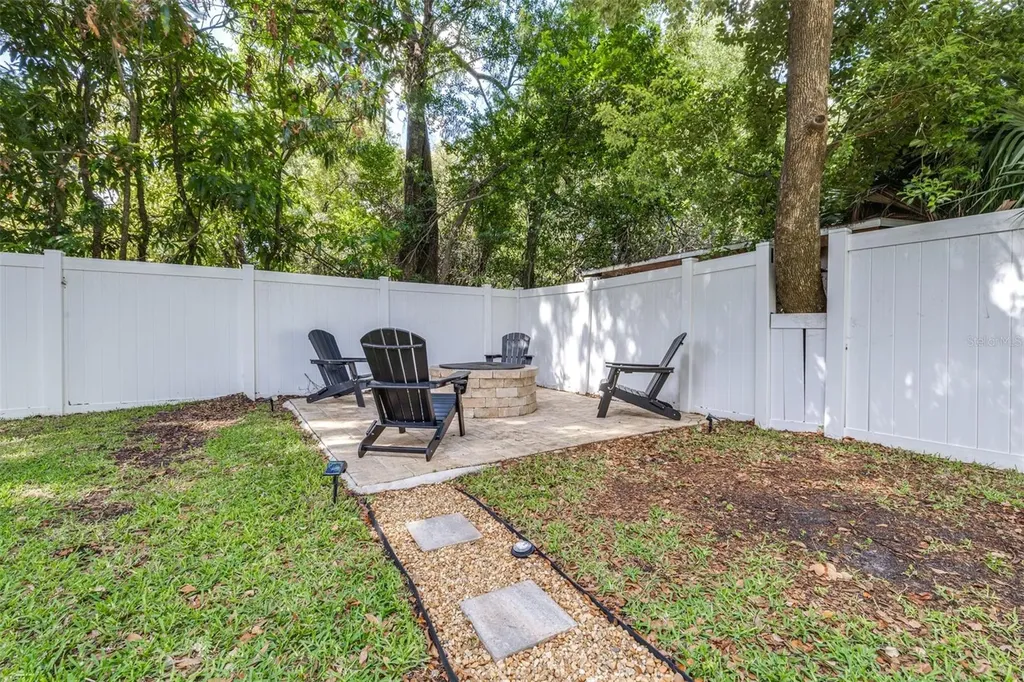 1505 E North Bay Street Tampa FL 33610