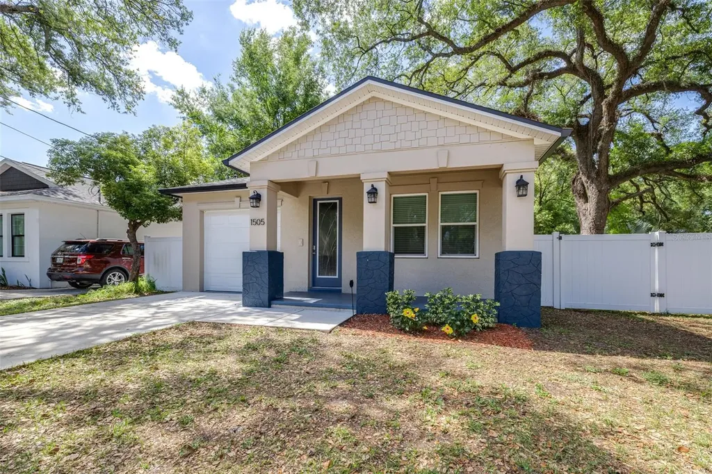 1505 E North Bay Street Tampa FL 33610