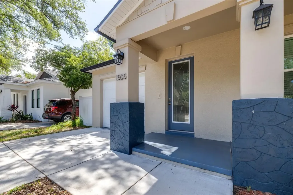 1505 E North Bay Street Tampa FL 33610