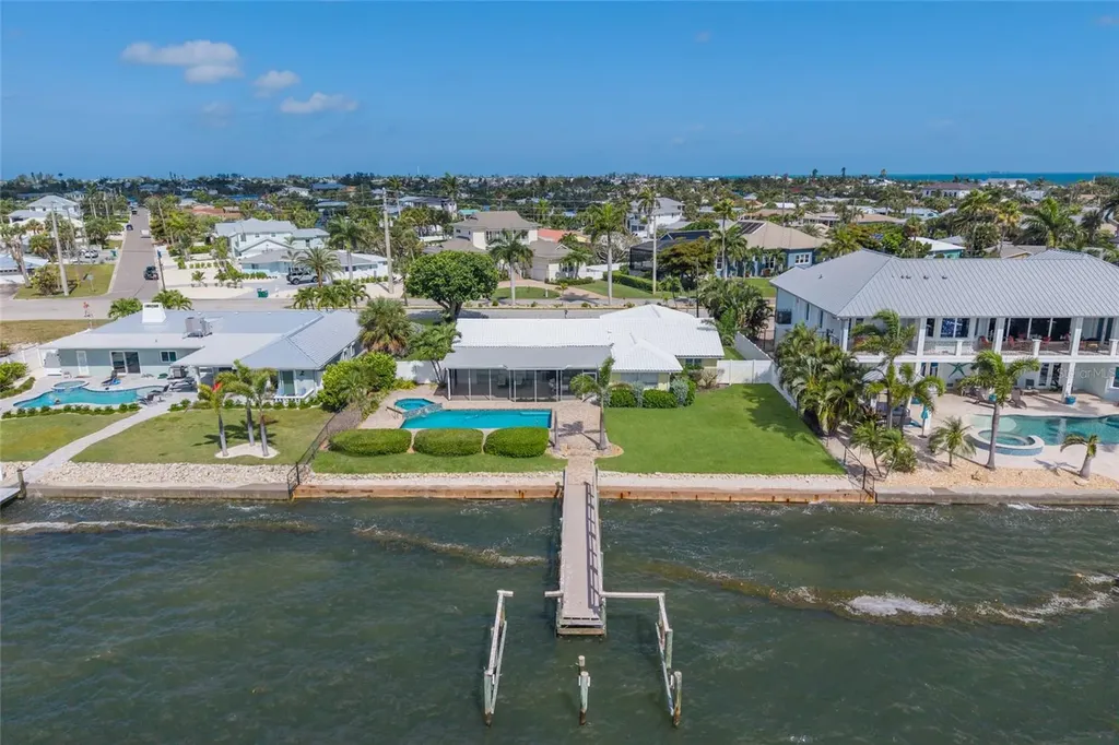 633 Key Royale Drive Holmes Beach FL 34217